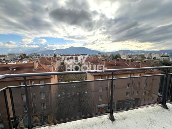 APPARTEMENT À VENDRE DE 5 PIÈCES DE 99,88 M²