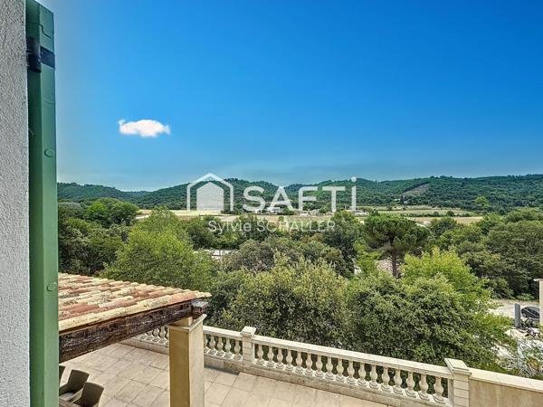 MAGNIFIQUE VILLA 6 PIECES AVEC UNE TRES JOLIE VUE, PISCINE ET GARAGE