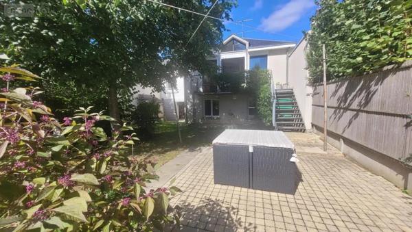 Achat - Maison Sablé-sur-Sarthe 72300 7 pièces 125 m 2 632 m 2