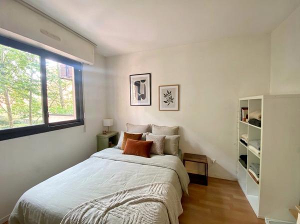 Appartement + stationnement + cave