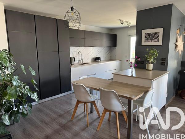 Appartement à vendre 4 pièces 93 m² Saint-Julien-en-Genevois