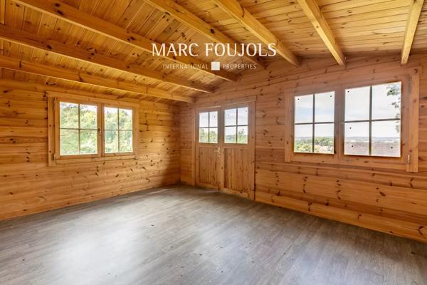 Maison contemporaine en lisière de forêt