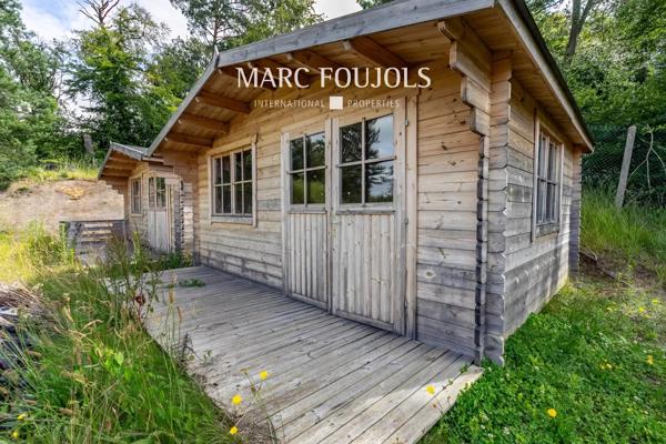 Maison contemporaine en lisière de forêt