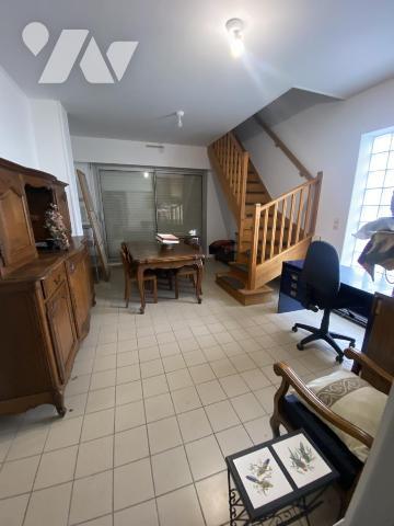 Maison 6CHS-3SDB-GGE-JARDIN