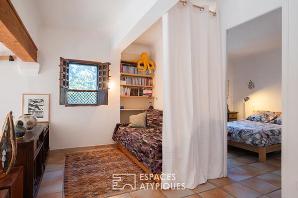 Maison de caractère dépendance, piscine et vue