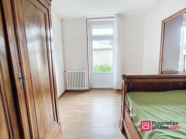 Quartier La Rochelle Prieuré-Lafond - Échoppe rochelaise à rénover sur Parcelle de 660m2 - Beau potentiel