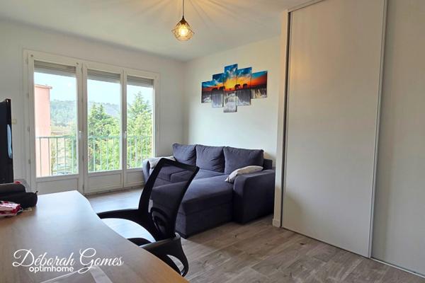 Appartement T3 lumineux entièrement rénové – Vue Pyrénées