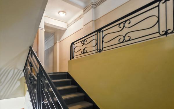 Appartement à vendre    1 pièce • 22,60 m2 Nice