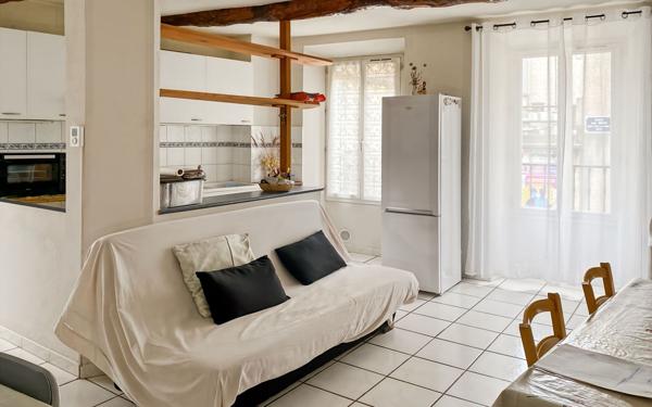 Appartement à vendre    5 pièces •  Oraison