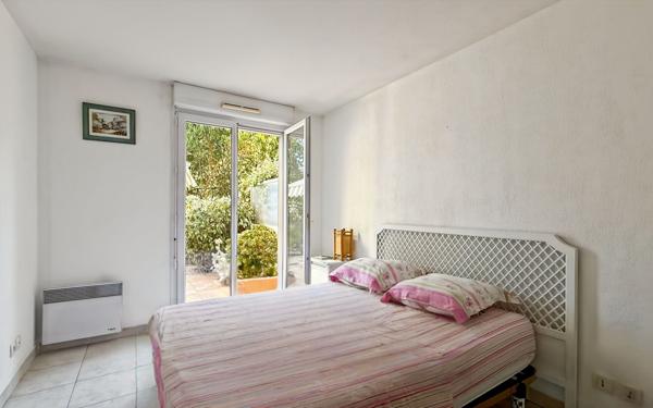 Appartement à vendre    2 pièces • 43,90 m2 Saint-Raphaël