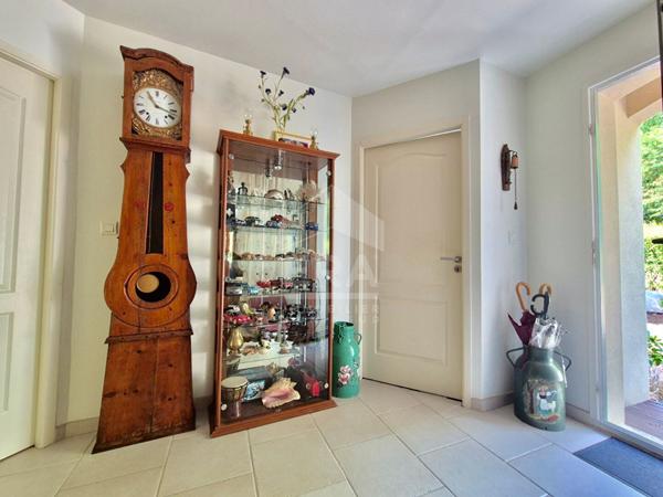 Maison Surgeres 4 pièce(s)