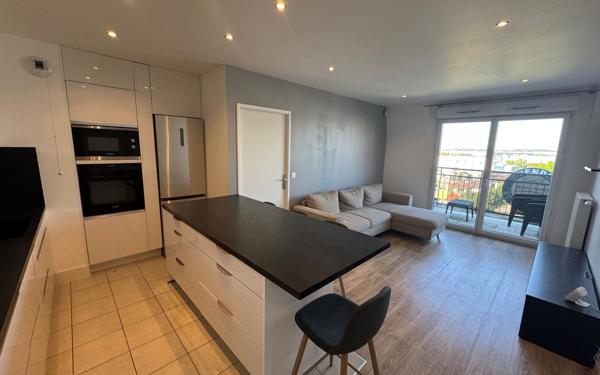 Appartement à vendre    3 pièces •  Le Blanc-Mesnil