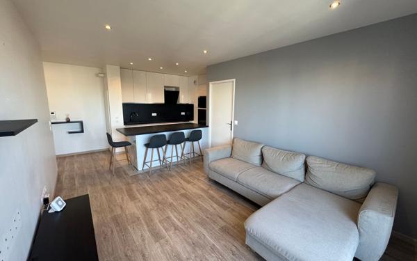 Appartement à vendre    3 pièces •  Le Blanc-Mesnil