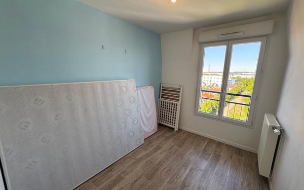 Appartement à vendre    3 pièces •  Le Blanc-Mesnil