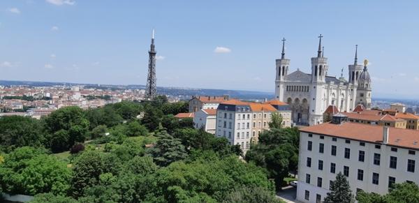 Appartement 285 600 € Lyon 05 1 pièce 41 m² DPE F