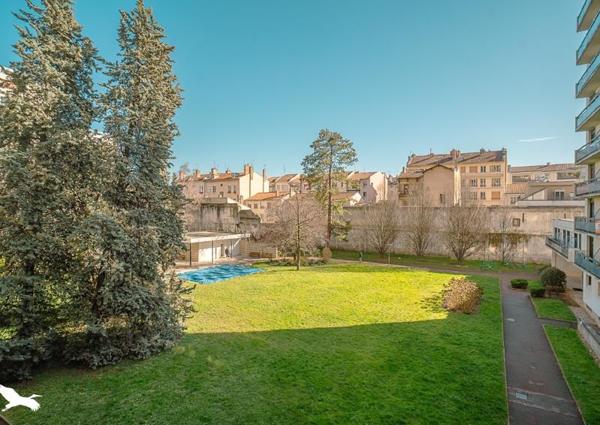 Appartement à louer 1 440 € CC Lyon 5 p 103 m² DPE C