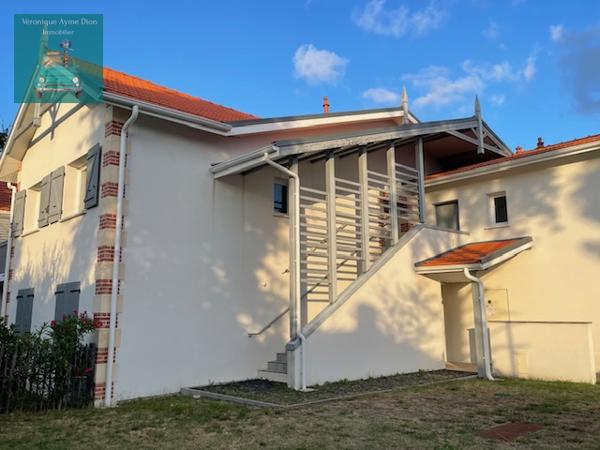 Andernos-les-Bains (33510) Très beau 3 pièces bénéficiant d'un cadre de vie des plus clément