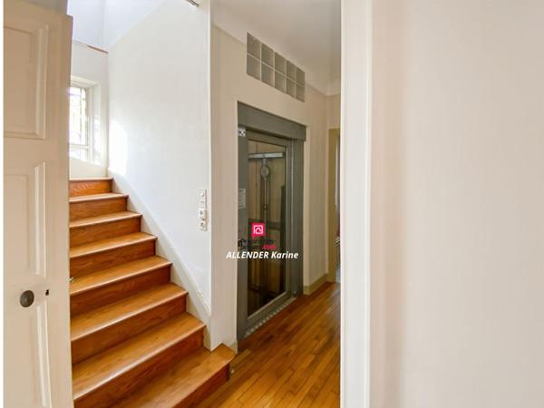 Maison Sens 8 pièce(s) 263 m2