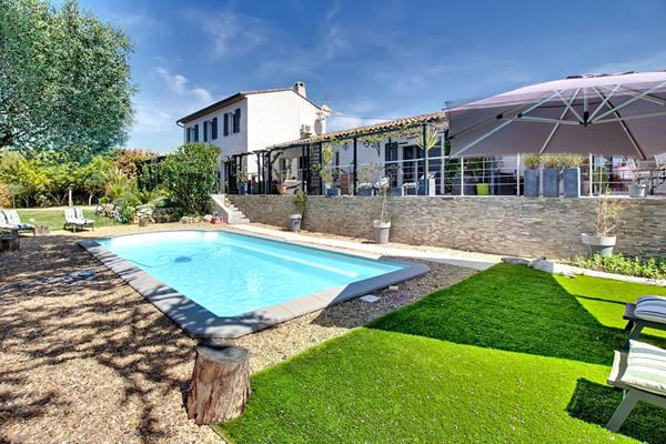 A VENDRE A DRAGUIGNAN EN EXCLUSIVITE - Maison récente - 6 chambres, piscine et garage
