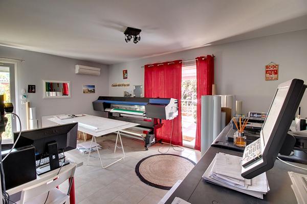 A VENDRE A DRAGUIGNAN EN EXCLUSIVITE - Maison récente - 6 chambres, piscine et garage