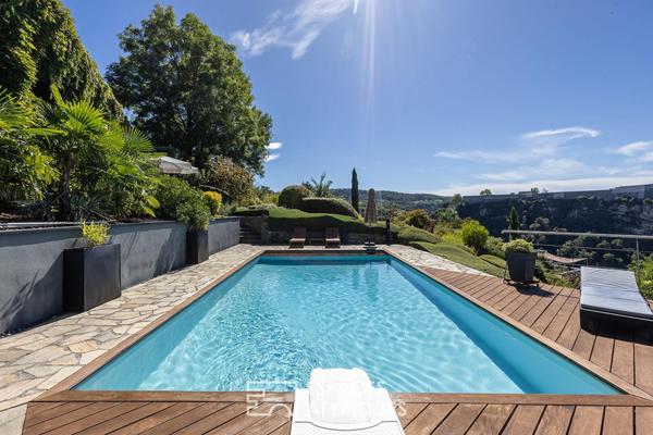 Propriété d’exception avec sa vue panoramique