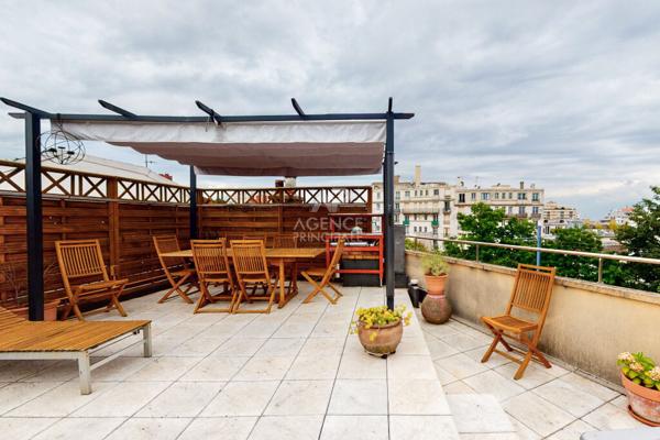 Suresnes Centre, maison de ville, 7 pièces, 4/5 chambres , toit terrasse 1 590 000 € **  - Référence  161603
