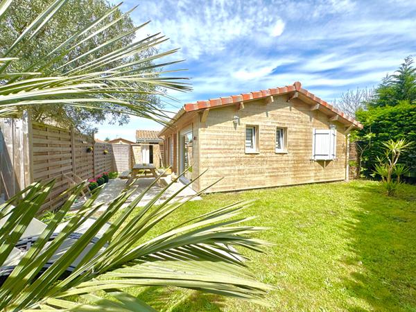 Ensemble immobilier de deux maisons indépendantes de type 4 et 3