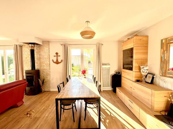 Ensemble immobilier de deux maisons indépendantes de type 4 et 3