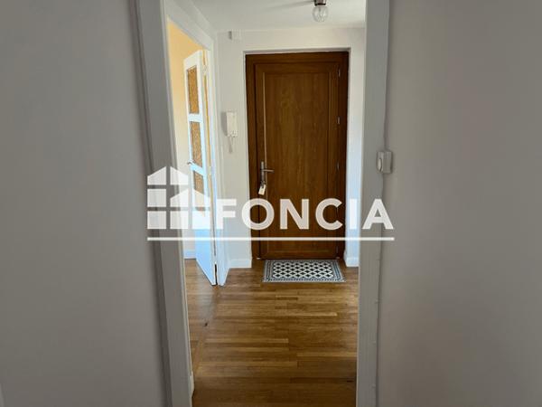 Location Appartement meublé 3 pièces 57.21 m² - CONTRAT ENTRETIEN CHAUDIERE AVEC ENGIE HOME SERVICE Besancon 25000