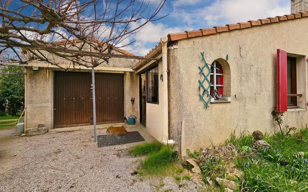 Maison à vendre    3 pièces • 61,18 m2 Forcalquier