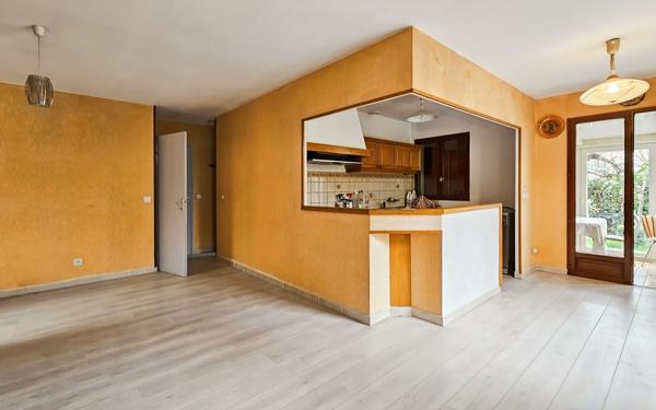 Maison à vendre    3 pièces • 61,18 m2 Forcalquier