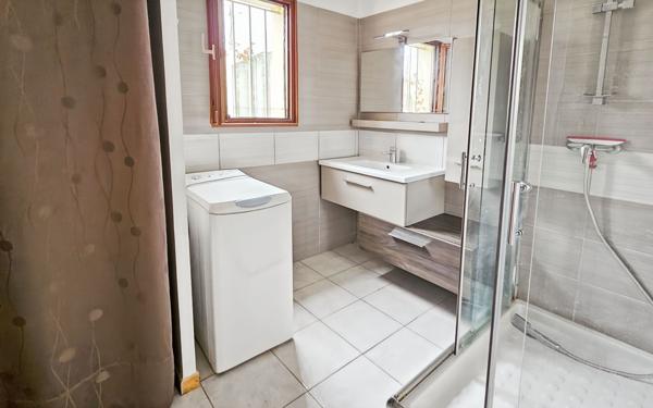 Maison à vendre    3 pièces • 61,18 m2 Forcalquier