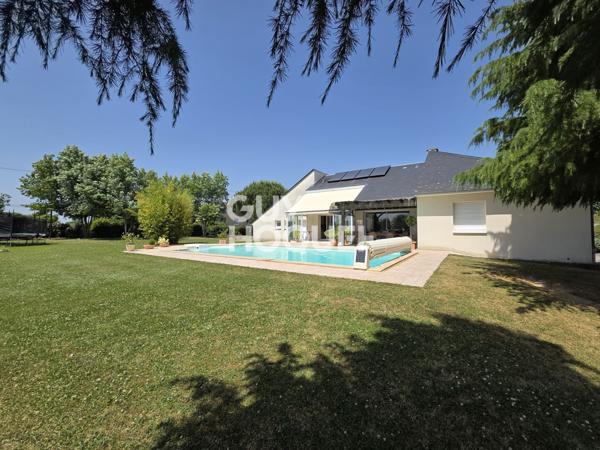 Maison à vendre de 6 pièces de 170 m2 hab et 254 m² utiles sur un terrain de 2420 m2