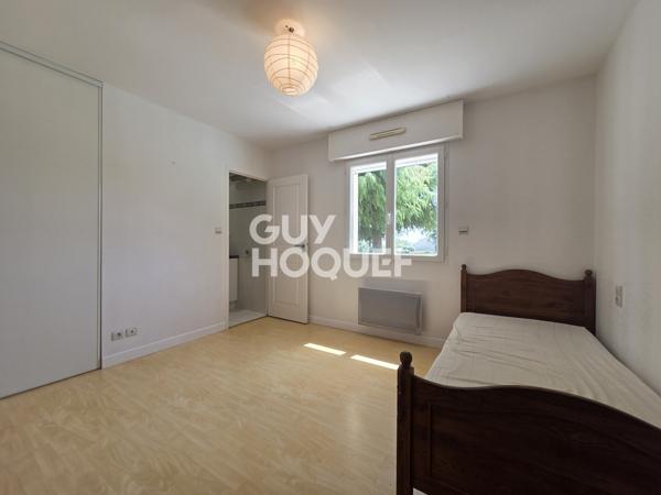 Maison à vendre de 6 pièces de 170 m2 hab et 254 m² utiles sur un terrain de 2420 m2