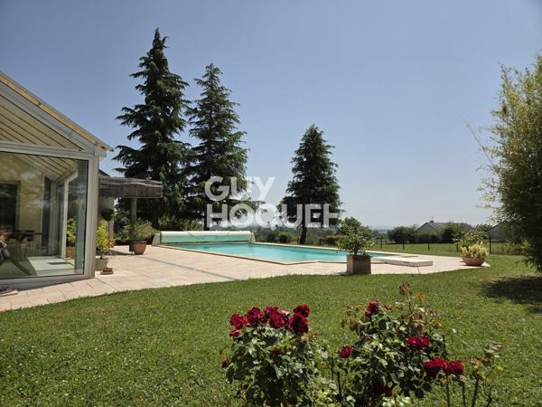 Maison à vendre de 6 pièces de 170 m2 hab et 254 m² utiles sur un terrain de 2420 m2