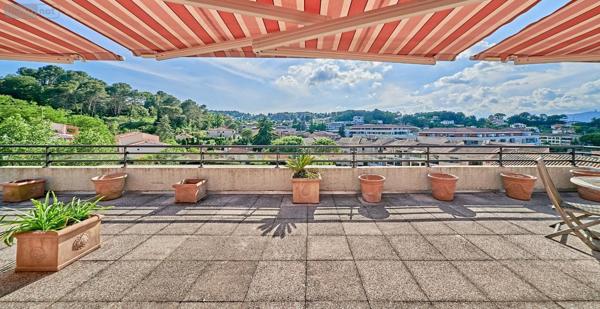 Appartement à vendre à Mougins dans lesAlpes-Maritimes (06250), ref : 1001044
