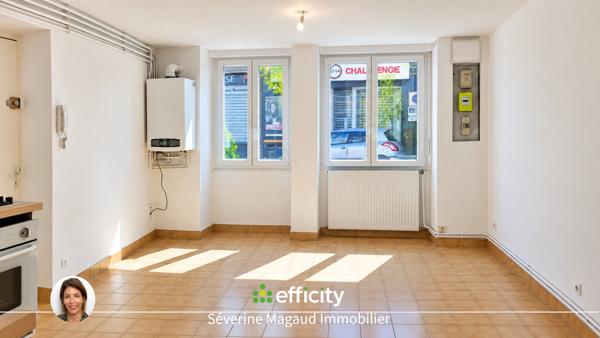Immeuble
         21 pièces
        - 457 m² Exclusivité 690 000 € *