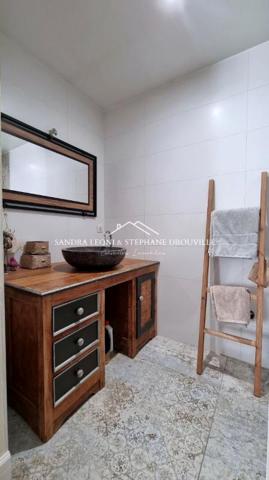 PROCHE MAINTENON - JOUY - SAINT PIAT  CHARMANTE MAISON de 85 m², 4 pièces