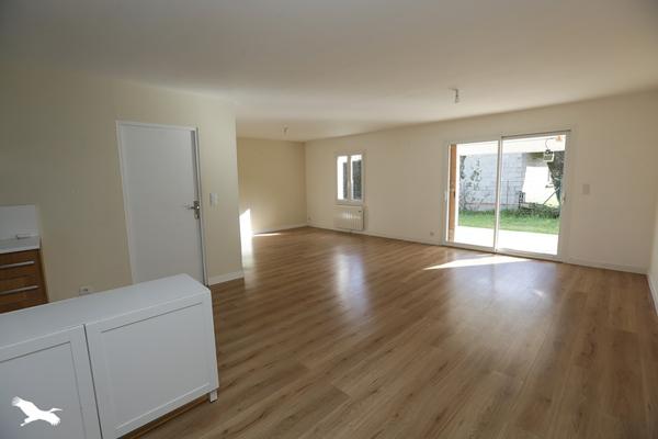 Maison à vendre 213 000 € Roaillan 5 p 115 m² DPE C