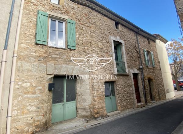 Maison vigneronne avec potentiel, dans village touristique recherché