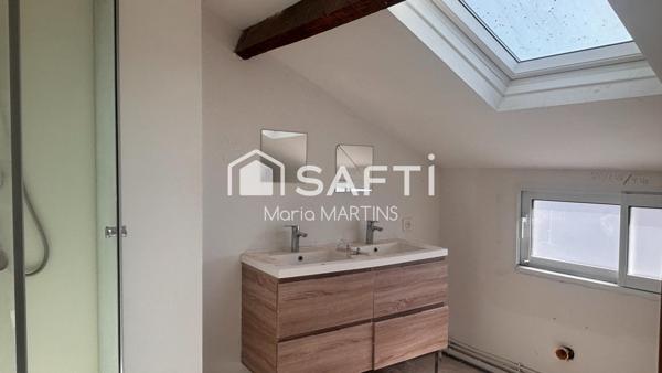 BORDEAUX BASTIDE - DUPLEX A RENOVER AVEC TERRASSE - BEAUX VOLUMES ET FORT POTENTIEL