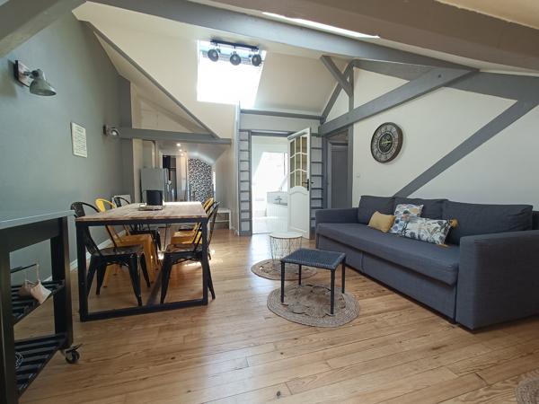 Appartement
         3 pièces
        - 57 m² 89 000 € *