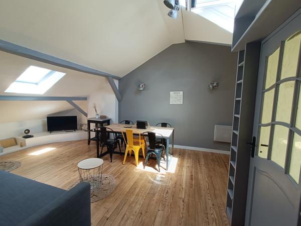 Appartement
         3 pièces
        - 57 m² 89 000 € *
