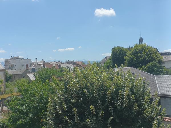 Appartement
         3 pièces
        - 57 m² 89 000 € *