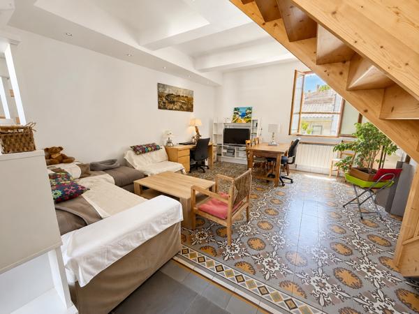 Appartement
         3 pièces
        - 77 m² 249 000 € *