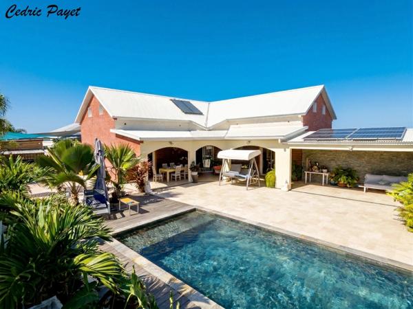 Maison à vendre F5 à L'ETANG SALE (974)