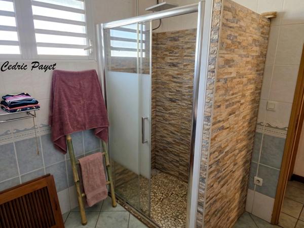 Maison à vendre F5 à L'ETANG SALE (974)