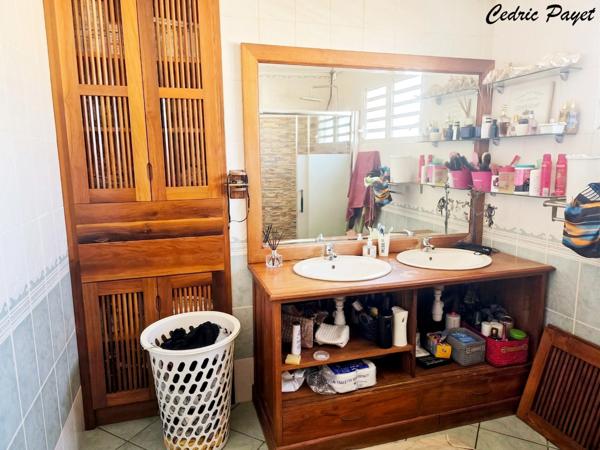 Maison à vendre F5 à L'ETANG SALE (974)