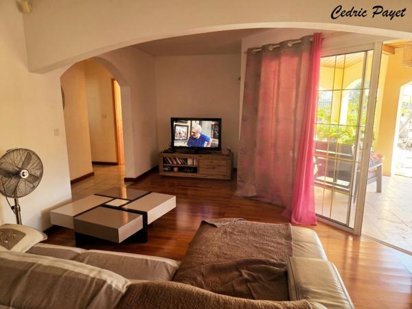 Maison à vendre F5 à L'ETANG SALE (974)