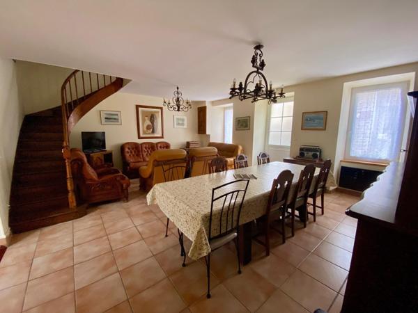 Maison 5 pièces centre bourg 101m2